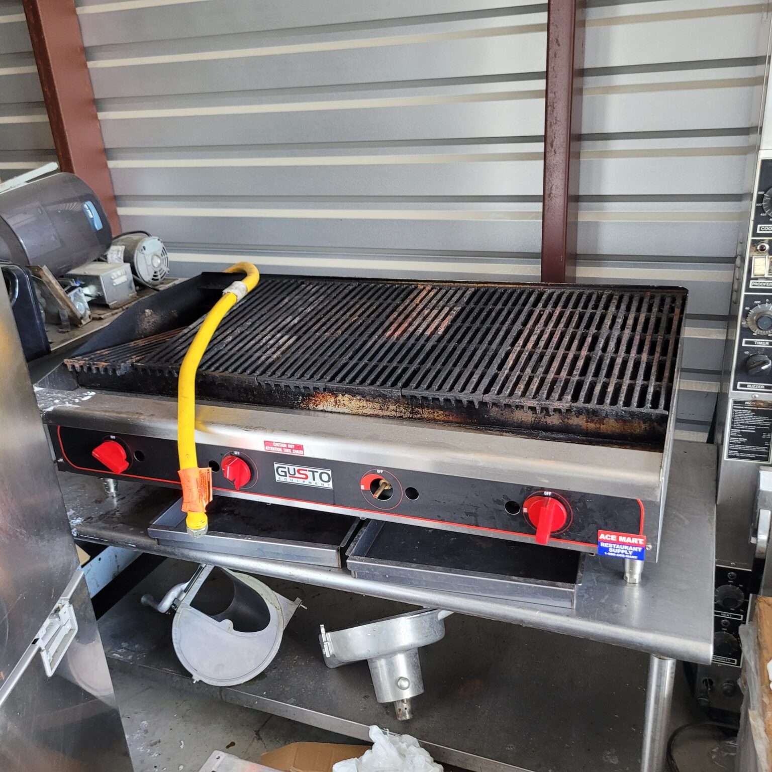 Gusto 48”Charbroiler Natural Gas Used Equipment