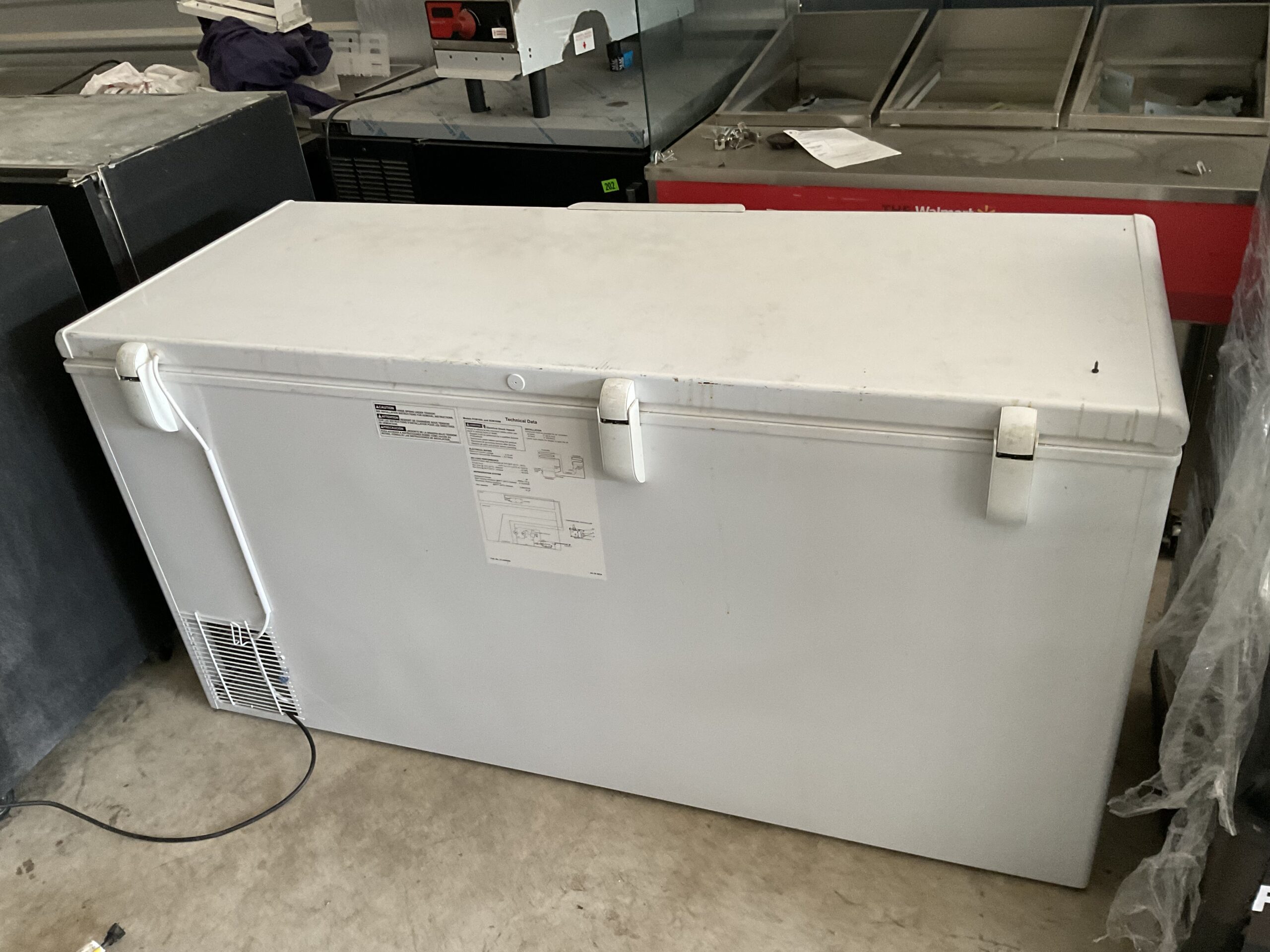 62” G&E DEFREEZER BARELY USED COMMERCIAL FREEZER. Used Equipment