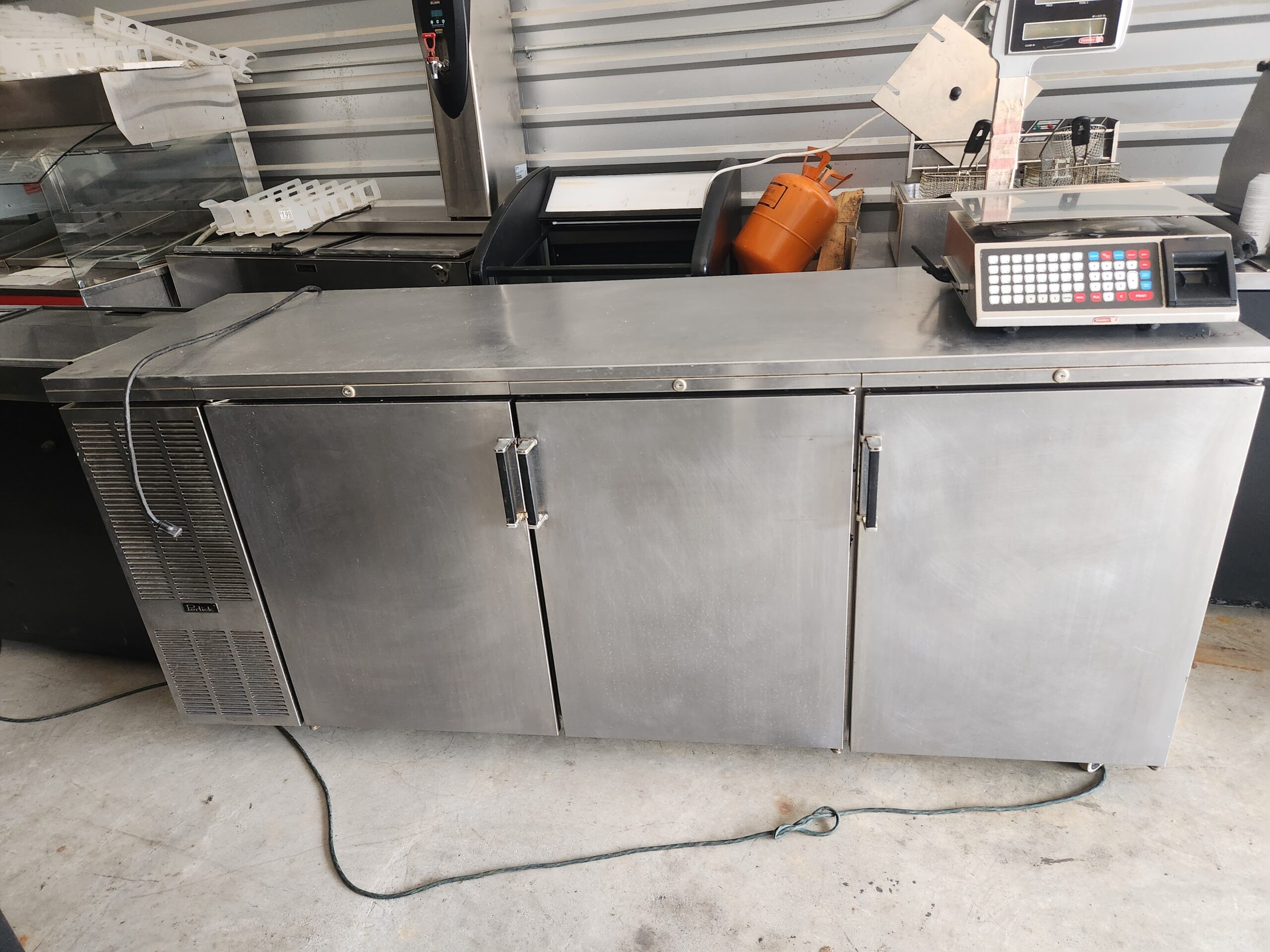 PERLICK 3 DOORS BACK BAR COOLER WITH CASTERS Used Equipment